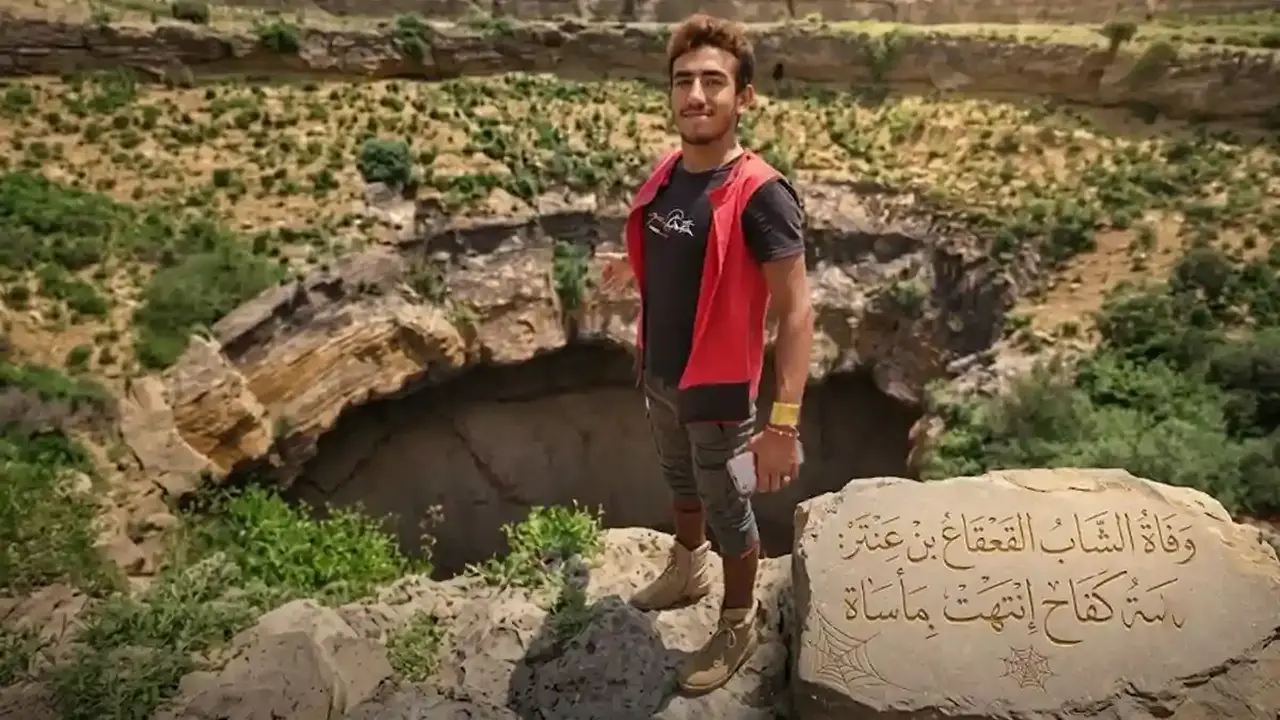 سبب وفاة القعقاع بن عنتر: هل كانت إنزلاقاً أم لدغة؟